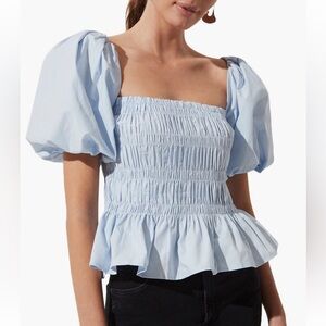 ASTR The Label bubble sleeved Savina top